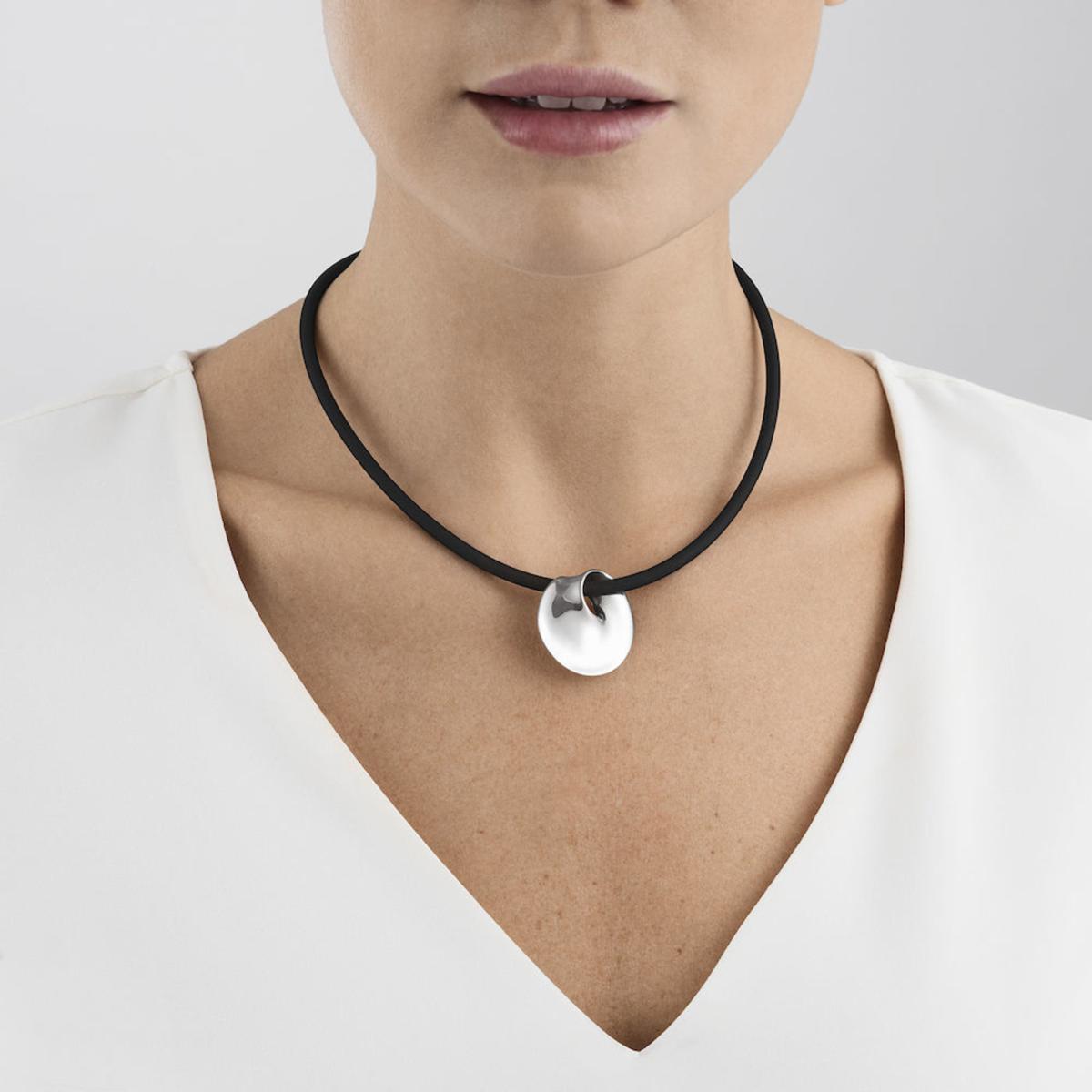 Moebius Necklace With Pendant Jewelry